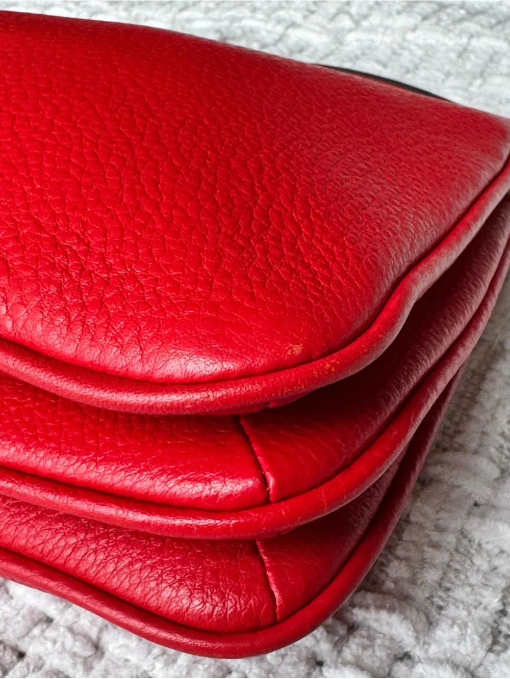 Kate Spade New York Red Pebbled Leather Crossbody Bag Adjustable Strap